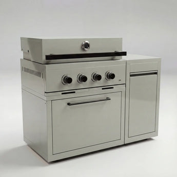 Troispommes outdoor kitchen with BBQ grill and pizza oven